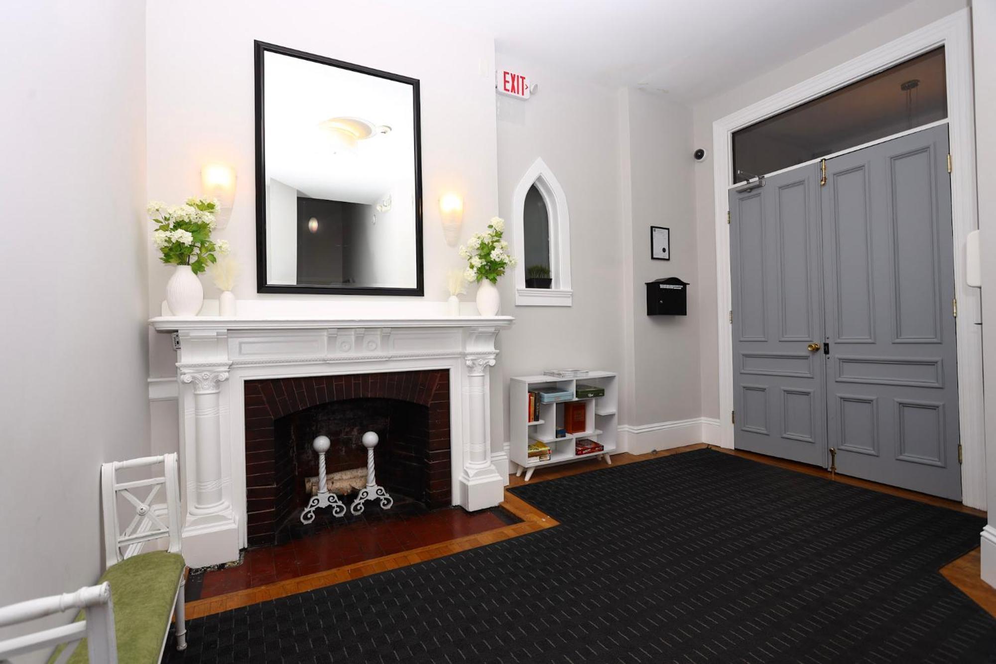 Large Stylish Newbury Street Studio W/ Kitchen Boston Eksteriør bilde